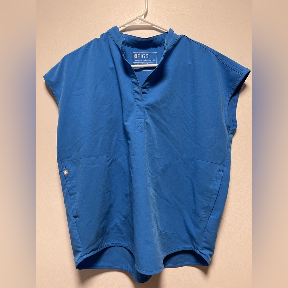 Figs Rafaela Oversized Scrub Top in Blue
